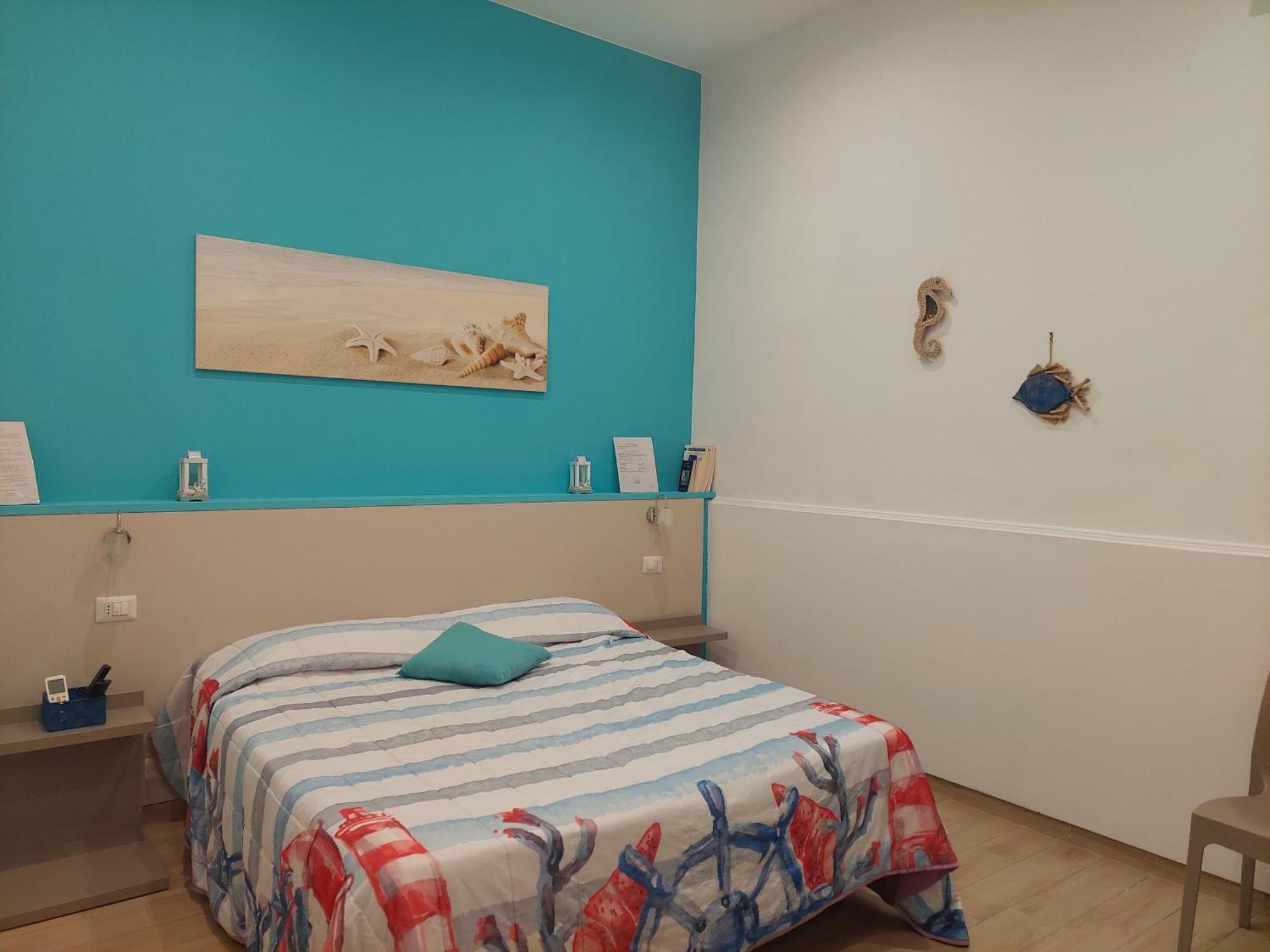 B&B Marina Di Naxos จีอาร์ดีนี นักซอส ภายนอก รูปภาพ